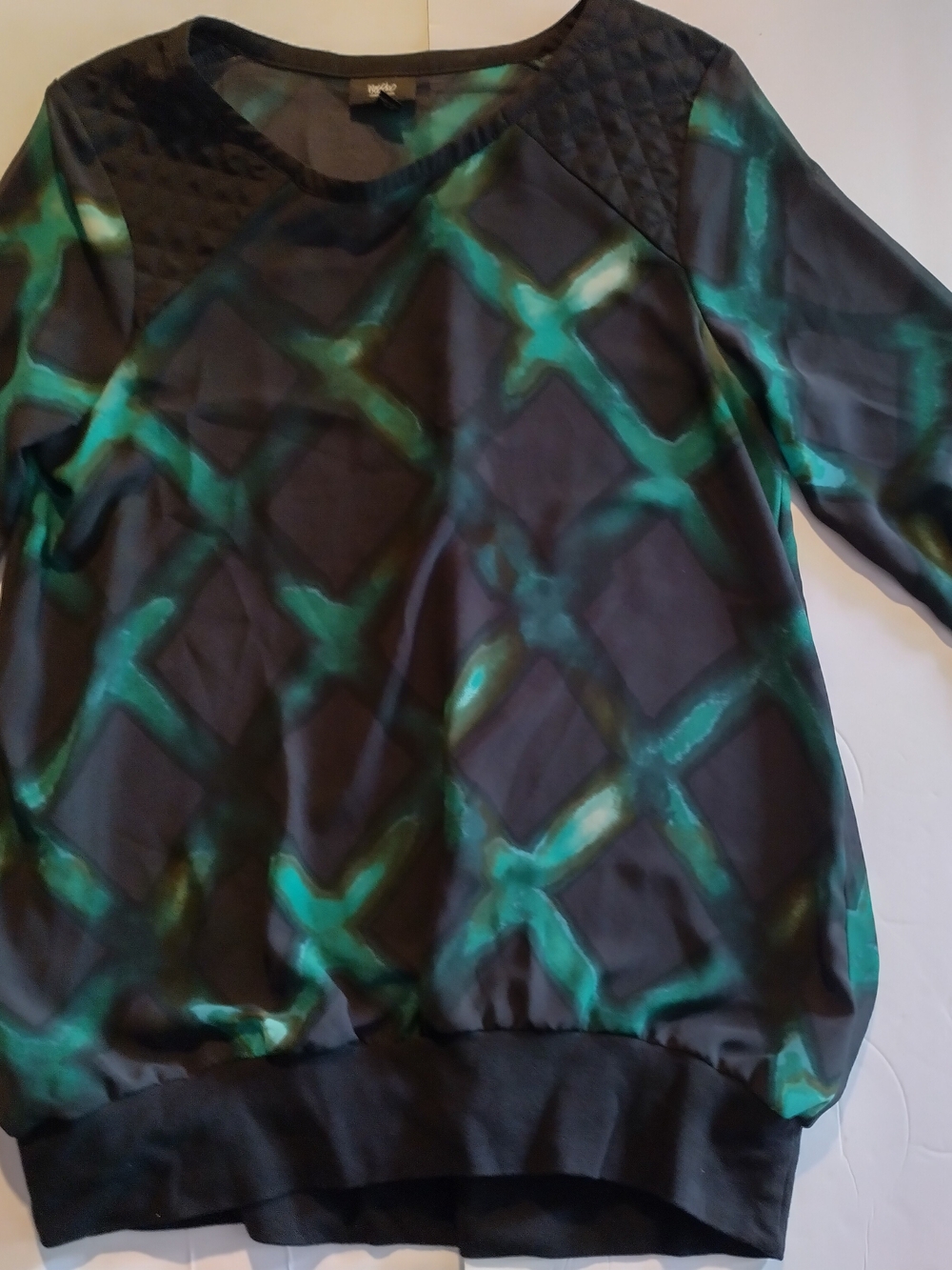 authentic Mossimo Supply Co. sheer black and green geo Quilted-Shoulder Pullover
